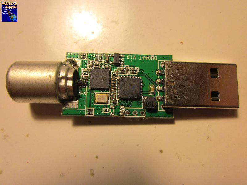 RTLSDR - DVB-T USB dongle inside